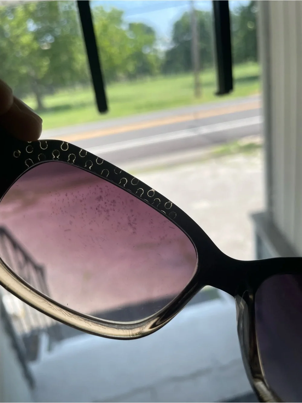 Women’s Fossil Sunglasses Cat 3 Rhinestone (PS3975V001) *Polarized Lens Damage*